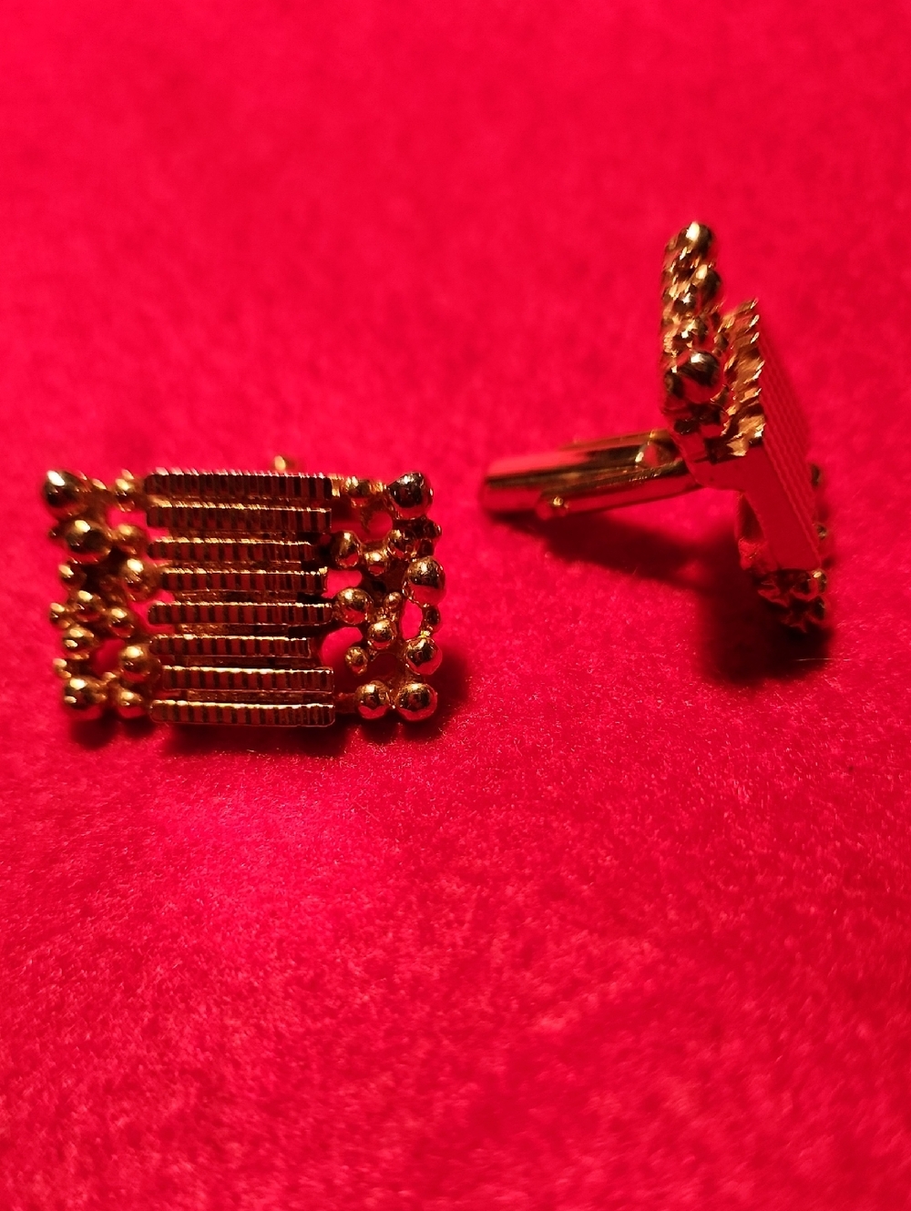 Gold Tone Decorative Cufflinks - Beaded Bar Design
